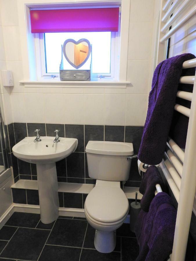Апартаменти Stornoway Self Catering Екстер'єр фото